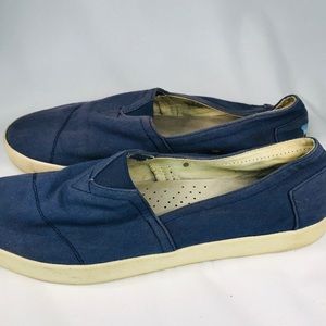 TOMs Men Size 9.5 Slip On Shoe Blue